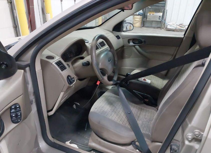 Photo 5 of 2007 Ford Focus S/SE/SES (VIN 1FAHP34N77W139108)