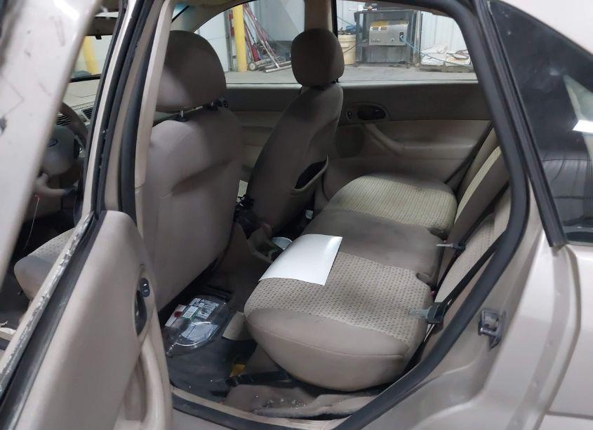 Photo 8 of 2007 Ford Focus S/SE/SES (VIN 1FAHP34N77W139108)