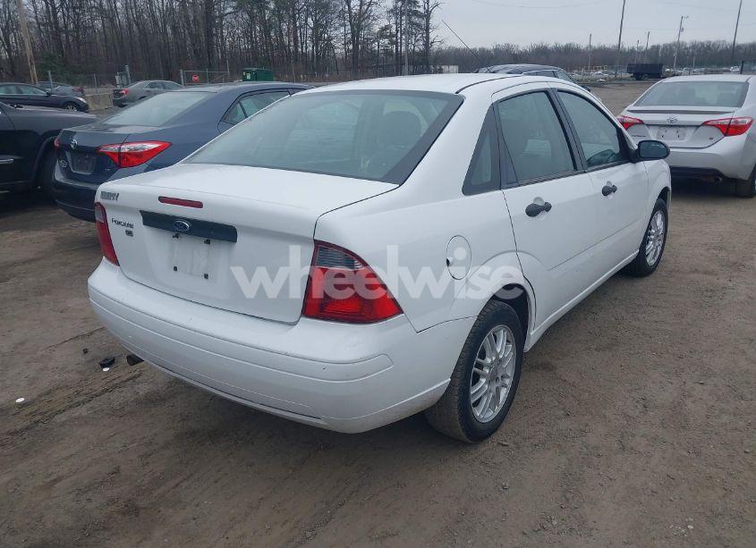 Photo 4 of 2007 Ford Focus S/SE/SES (VIN 1FAHP34N77W193248)