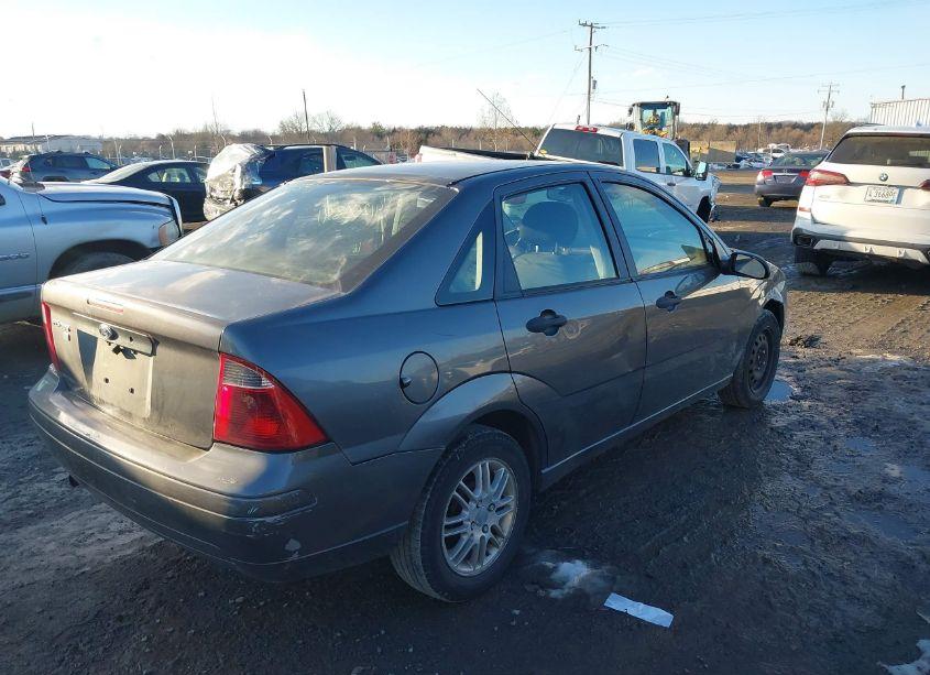 Photo 4 of 2007 Ford Focus S/SE/SES (VIN 1FAHP34N77W292734)