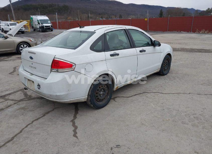 Photo 4 of 2008 Ford Focus S (VIN 1FAHP34N78W283744)