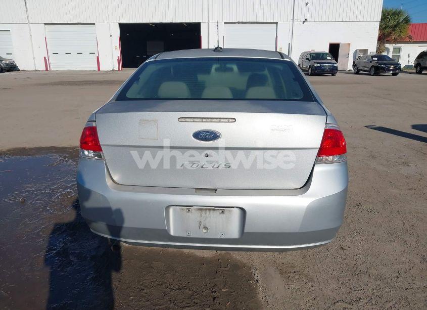 Photo 16 of 2009 Ford Focus S (VIN 1FAHP34N79W221813)