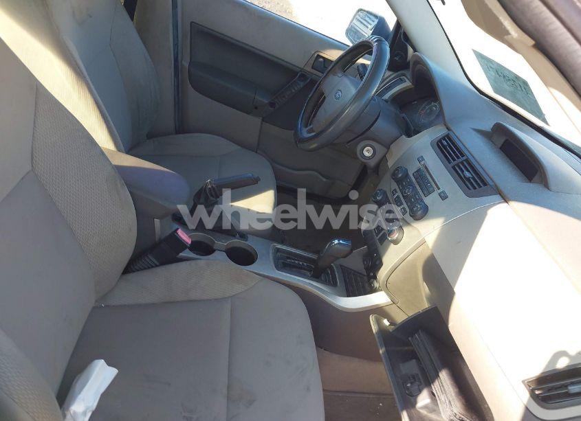 Photo 5 of 2009 Ford Focus S (VIN 1FAHP34N79W221813)