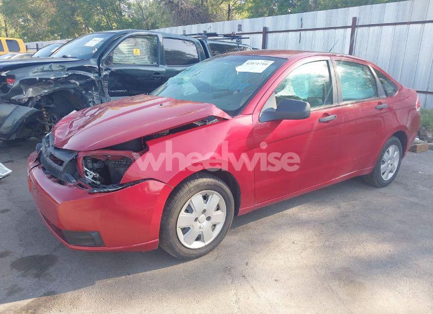 Photo 2 of 2009 Ford Focus S (VIN 1FAHP34N79W247988)