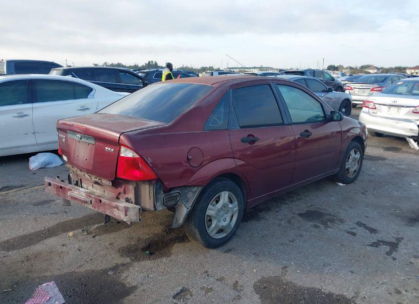 Photo 4 of 2006 Ford Focus ZX4 (VIN 1FAHP34N86W175730)