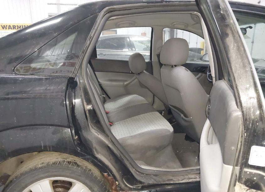 Photo 8 of 2007 Ford Focus S/SE/SES (VIN 1FAHP34N87W213247)