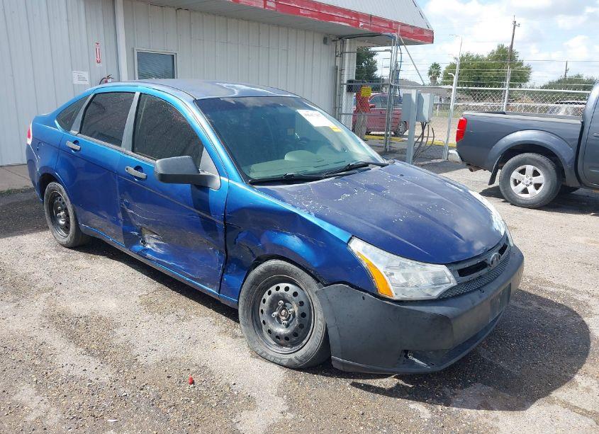 2008 Ford Focus S (VIN 1FAHP34N98W196198) main photo