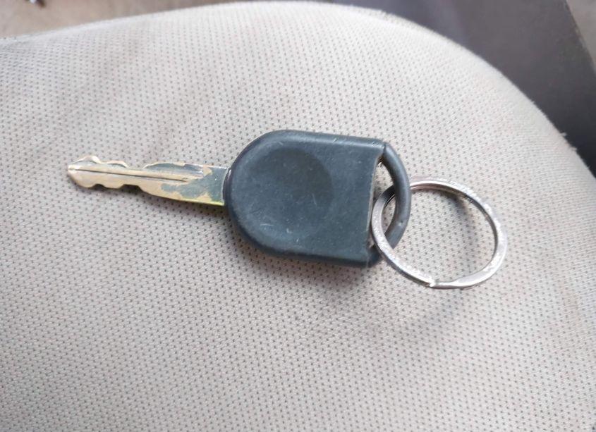 Photo 11 of 2008 Ford Focus S (VIN 1FAHP34N98W196198)