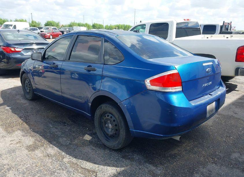 Photo 3 of 2008 Ford Focus S (VIN 1FAHP34N98W196198)
