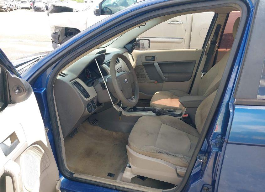 Photo 5 of 2008 Ford Focus S (VIN 1FAHP34N98W196198)