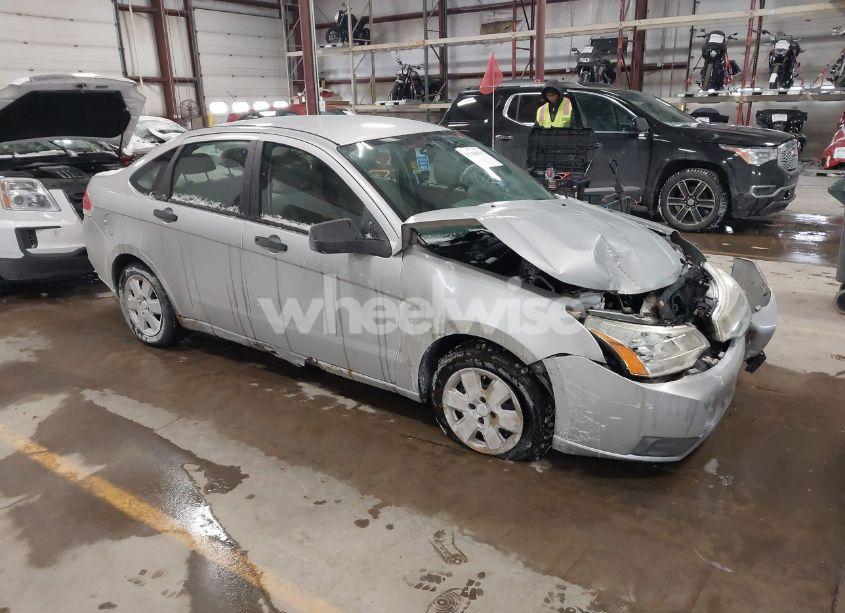 2009 Ford Focus S (VIN 1FAHP34N99W107098) main photo