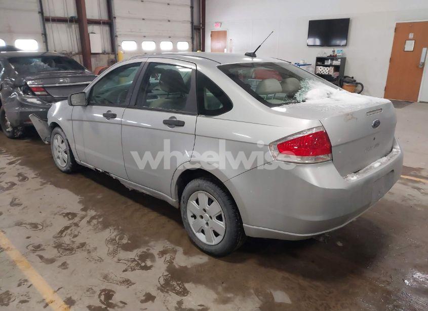 Photo 3 of 2009 Ford Focus S (VIN 1FAHP34N99W107098)