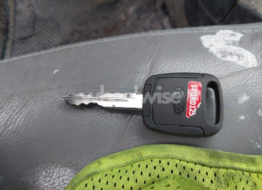 Photo 11 of 2006 Ford Focus ZX4 (VIN 1FAHP34NX6W234504)