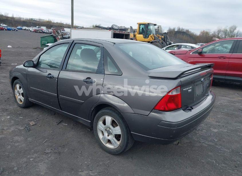 Photo 3 of 2006 Ford Focus ZX4 (VIN 1FAHP34NX6W234504)
