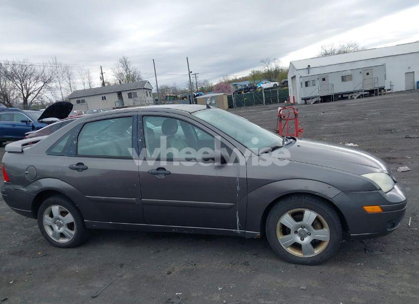 Photo 6 of 2006 Ford Focus ZX4 (VIN 1FAHP34NX6W234504)