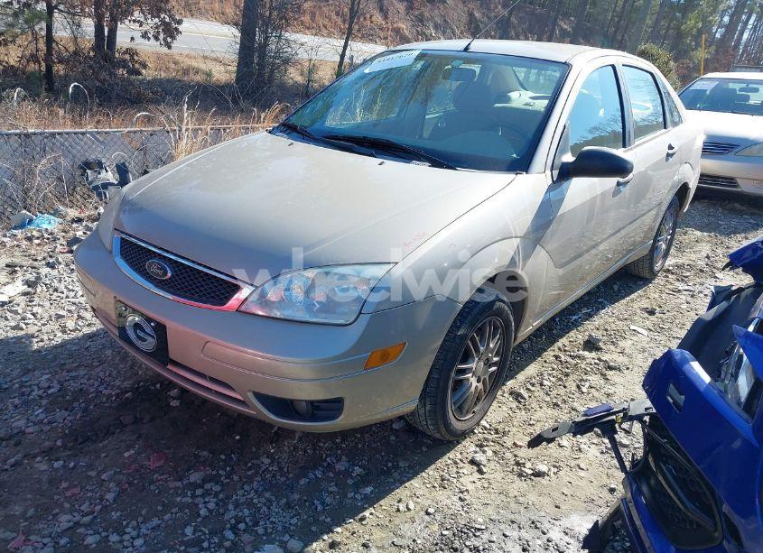 Photo 2 of 2007 Ford Focus S/SE/SES (VIN 1FAHP34NX7W149941)