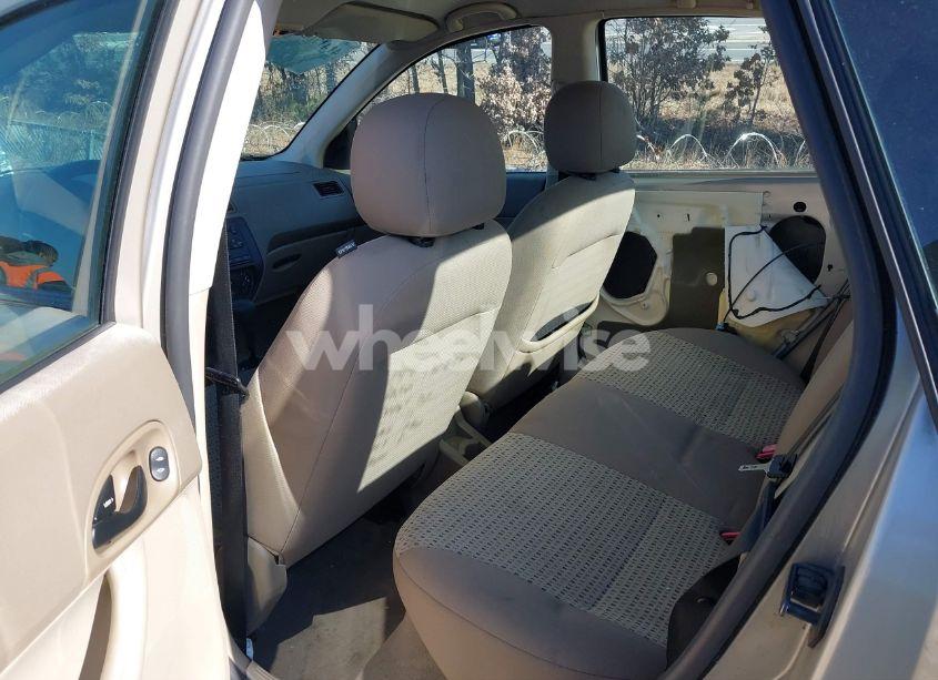 Photo 8 of 2007 Ford Focus S/SE/SES (VIN 1FAHP34NX7W149941)