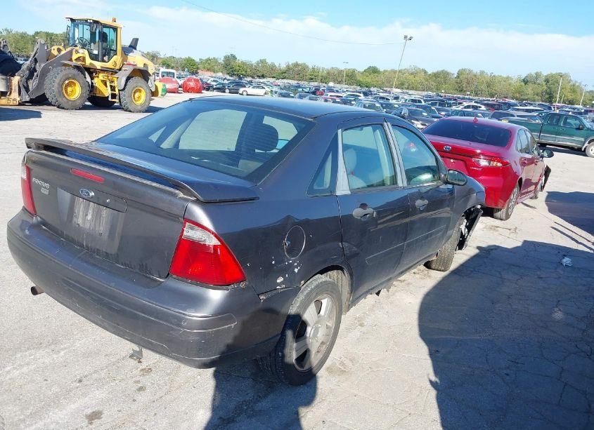 Photo 4 of 2007 Ford Focus S/SE/SES (VIN 1FAHP34NX7W184480)
