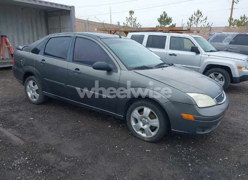 2007 Ford Focus S/SE/SES (VIN 1FAHP34NX7W343949) main photo