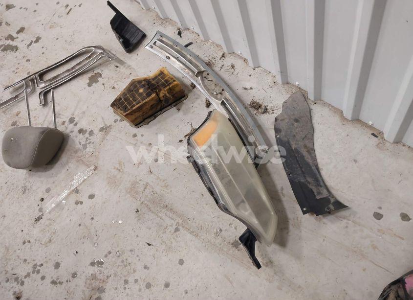 Photo 15 of 2008 Ford Focus S (VIN 1FAHP34NX8W127715)