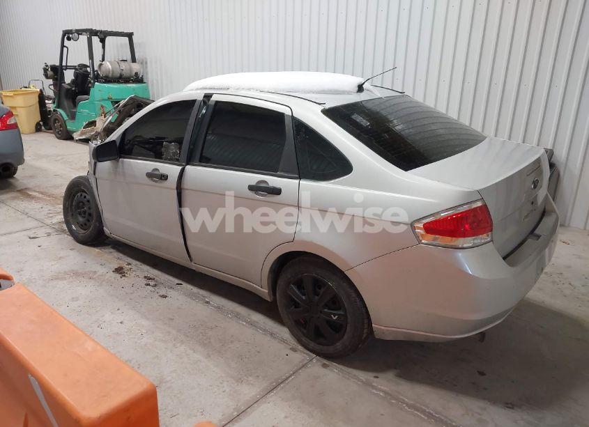 Photo 3 of 2008 Ford Focus S (VIN 1FAHP34NX8W127715)