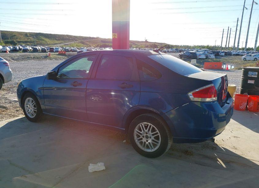 Photo 14 of 2009 Ford Focus S (VIN 1FAHP34NX9W152776)