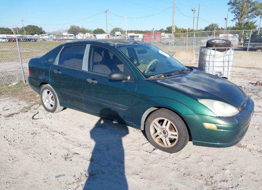 2000 Ford Focus SE (VIN 1FAHP34P6YW419976) main photo