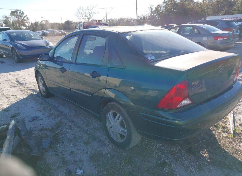 Photo 3 of 2000 Ford Focus SE (VIN 1FAHP34P6YW419976)
