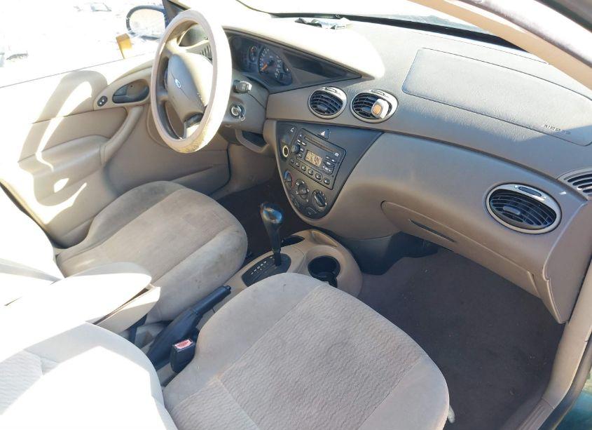 Photo 5 of 2000 Ford Focus SE (VIN 1FAHP34P6YW419976)
