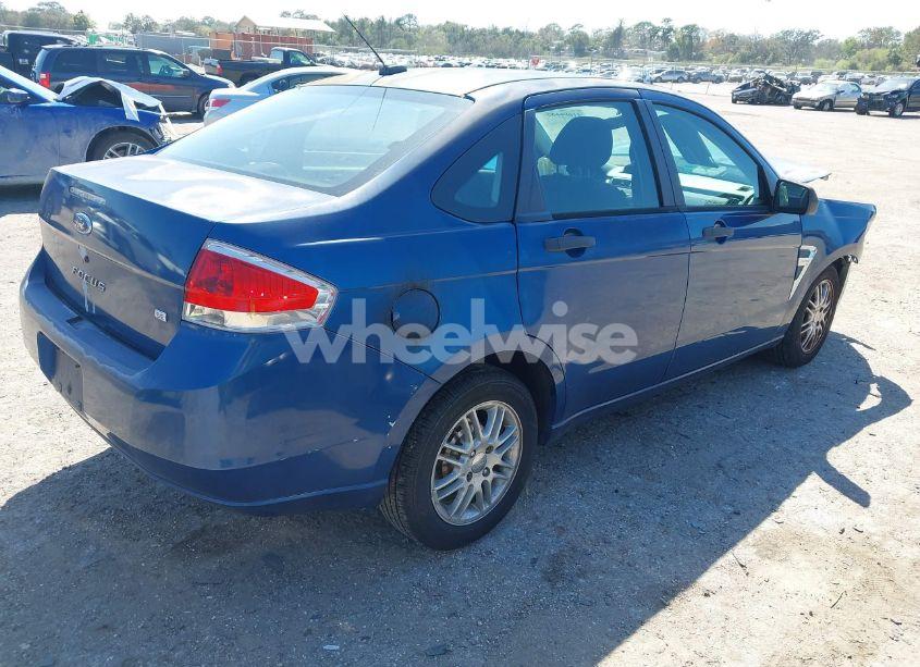 Photo 4 of 2008 Ford Focus SE/SES (VIN 1FAHP35N08W106239)