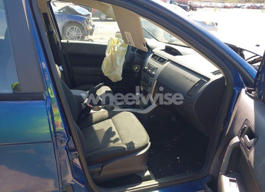 Photo 5 of 2008 Ford Focus SE/SES (VIN 1FAHP35N08W106239)