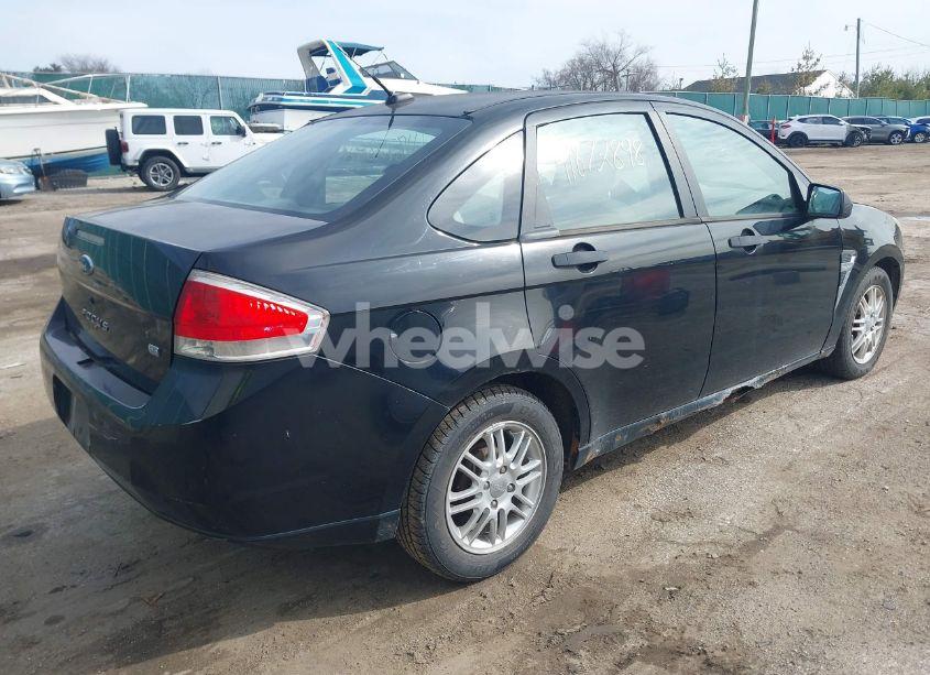 Photo 4 of 2008 Ford Focus SE/SES (VIN 1FAHP35N08W126913)