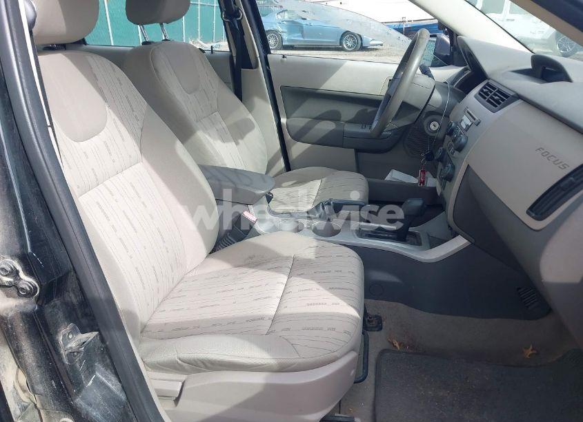 Photo 5 of 2008 Ford Focus SE/SES (VIN 1FAHP35N08W126913)