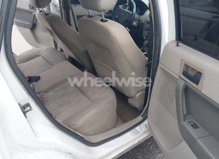 Photo 8 of 2008 Ford Focus SE/SES (VIN 1FAHP35N08W195763)