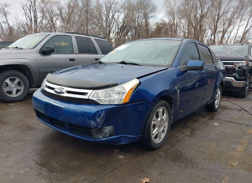Photo 2 of 2008 Ford Focus SE/SES (VIN 1FAHP35N08W204056)