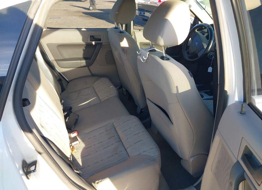 Photo 8 of 2008 Ford Focus SE/SES (VIN 1FAHP35N08W212870)