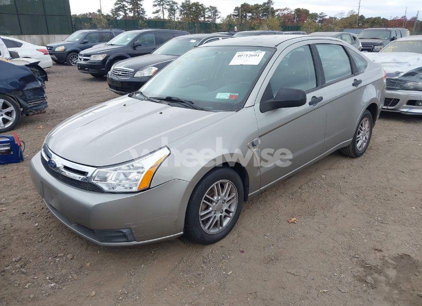 Photo 2 of 2008 Ford Focus SE/SES (VIN 1FAHP35N08W217633)