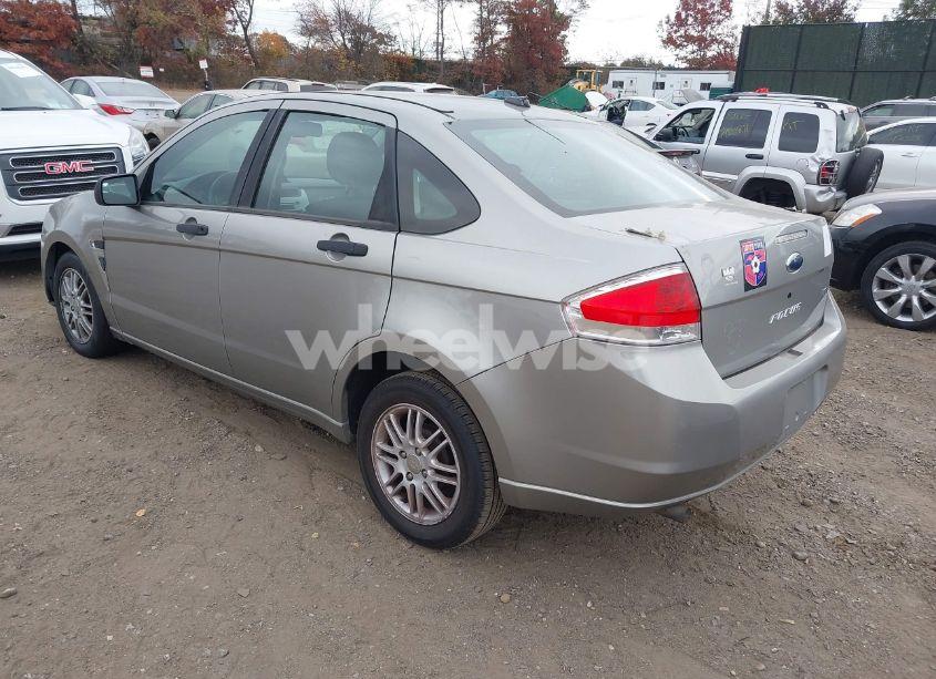 Photo 3 of 2008 Ford Focus SE/SES (VIN 1FAHP35N08W217633)