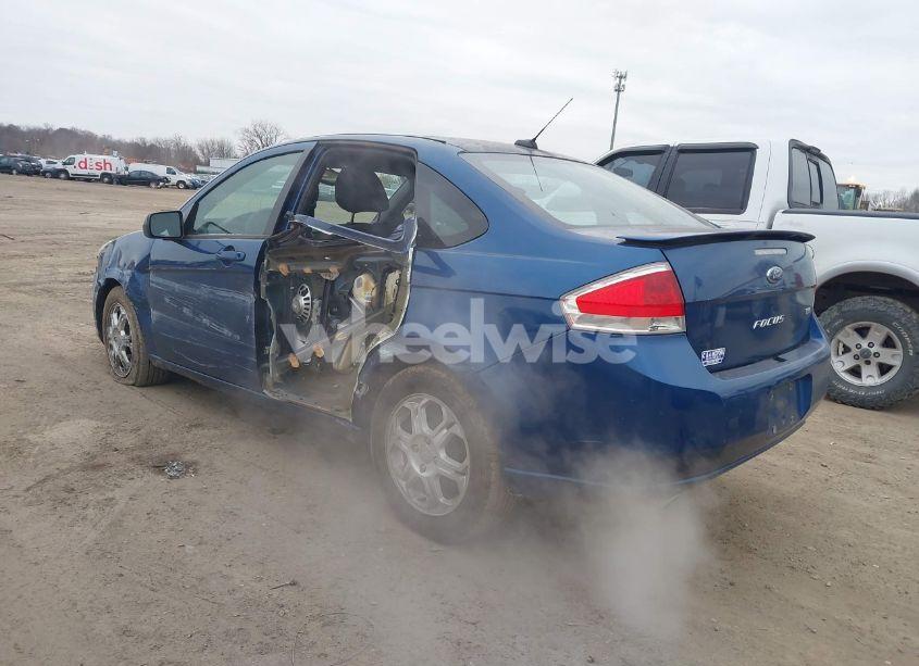 Photo 3 of 2008 Ford Focus SE/SES (VIN 1FAHP35N08W244766)