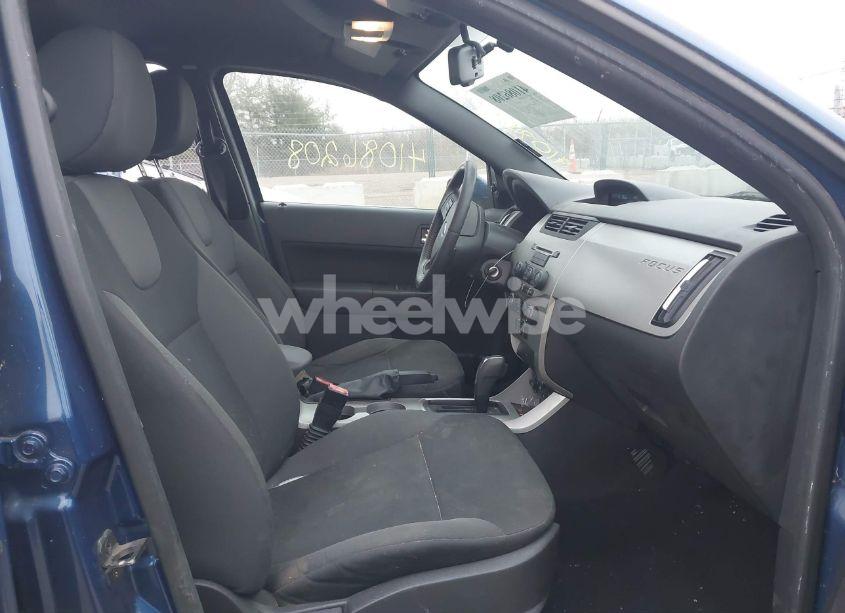 Photo 5 of 2008 Ford Focus SE/SES (VIN 1FAHP35N08W244766)