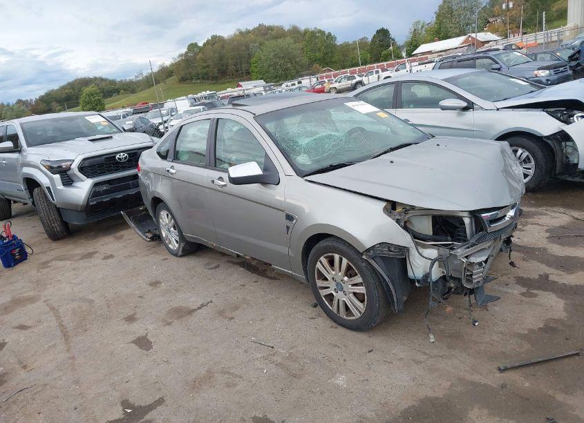 2008 Ford Focus SE/SES (VIN 1FAHP35N08W258070) main photo