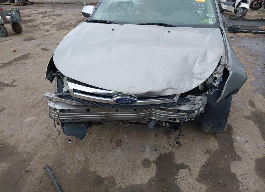 Photo 6 of 2008 Ford Focus SE/SES (VIN 1FAHP35N08W258070)