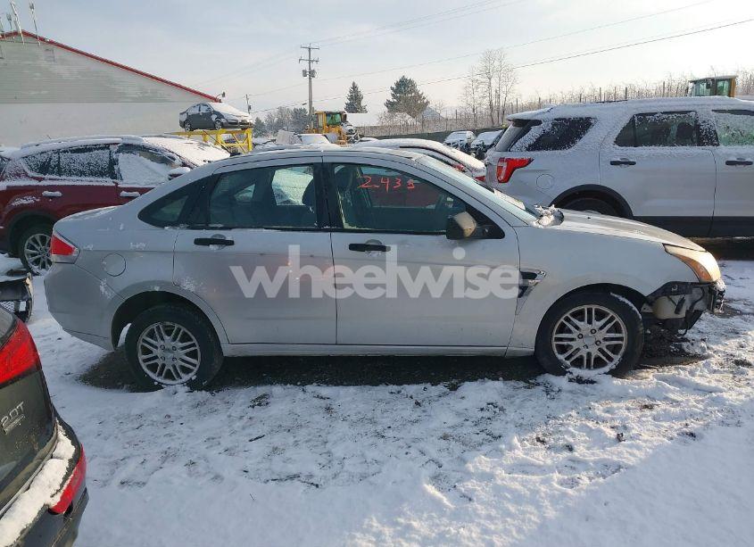 Photo 13 of 2008 Ford Focus SE/SES (VIN 1FAHP35N08W262992)