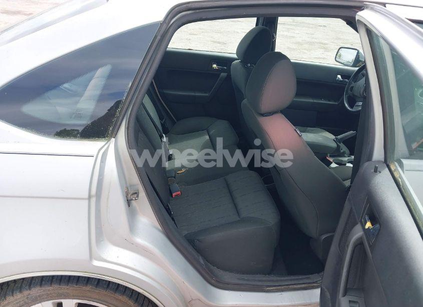 Photo 8 of 2008 Ford Focus SE/SES (VIN 1FAHP35N08W293613)