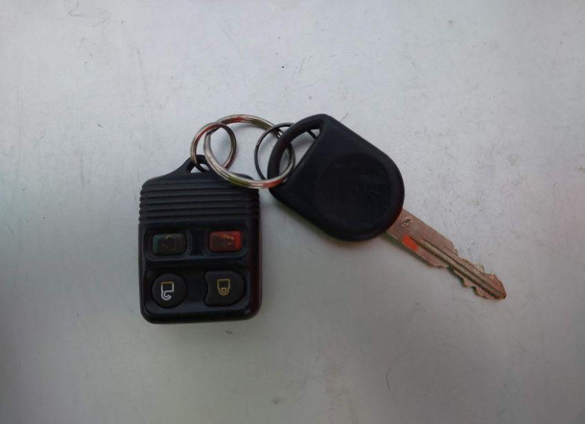 Photo 11 of 2008 Ford Focus SE (VIN 1FAHP35N08W294387)