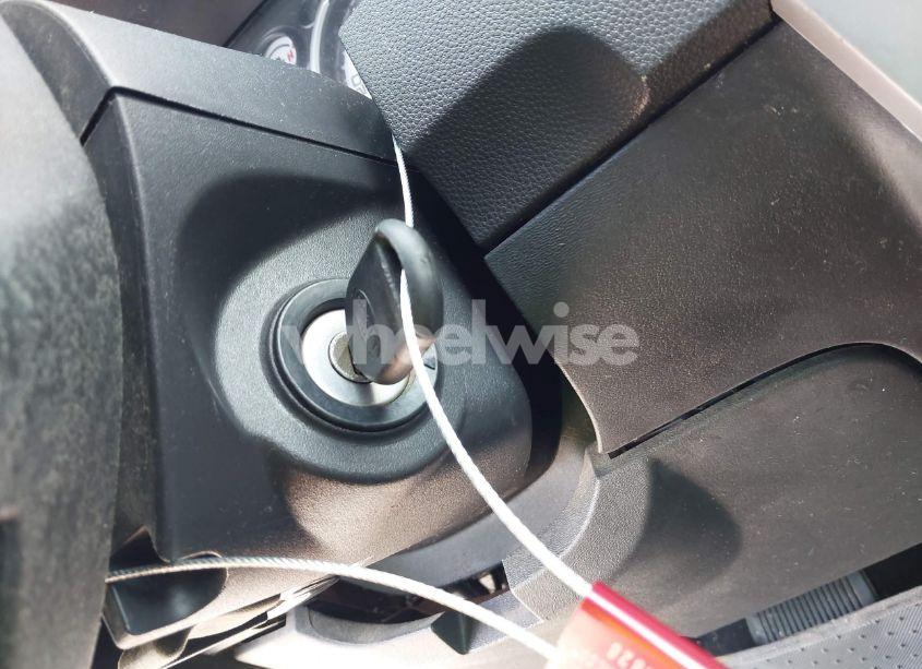 Photo 11 of 2009 Ford Focus SE (VIN 1FAHP35N09W119428)