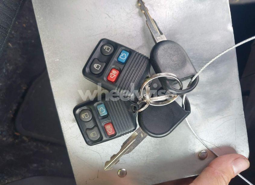 Photo 11 of 2009 Ford Focus SE (VIN 1FAHP35N09W199720)