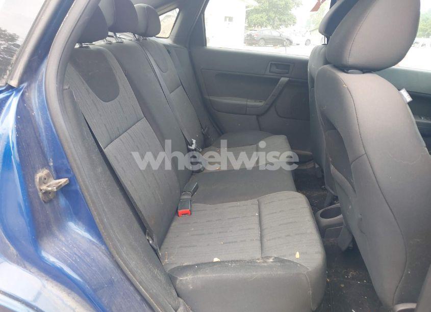 Photo 8 of 2009 Ford Focus SE (VIN 1FAHP35N09W199720)