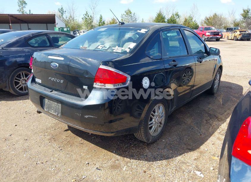 Photo 4 of 2009 Ford Focus SE (VIN 1FAHP35N09W233221)
