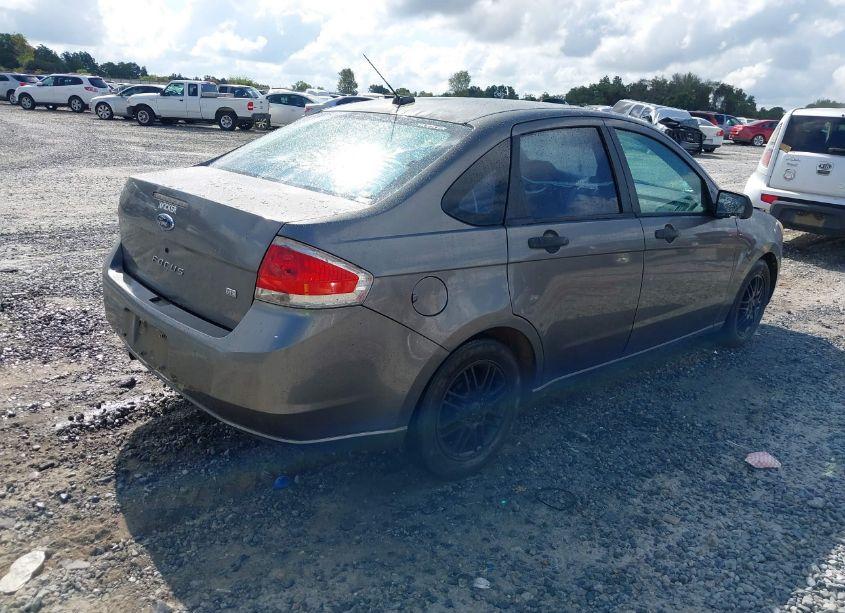 Photo 4 of 2009 Ford Focus SE (VIN 1FAHP35N09W244414)